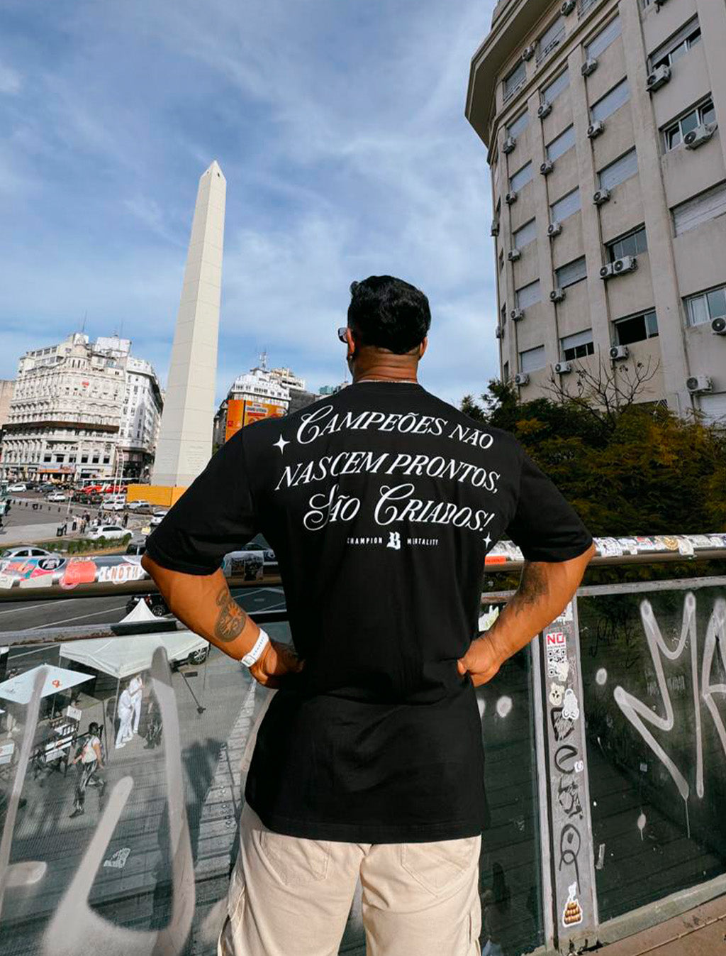 Camiseta Oversized Campeões Não Nascem Prontos