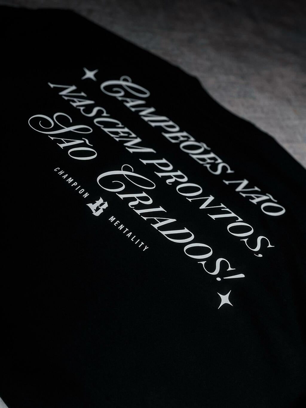 Camiseta Oversized Campeões Não Nascem Prontos